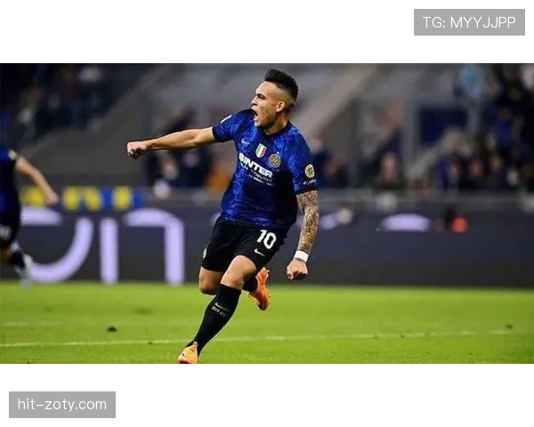 巴尔科拉左右路战术适配性对比及最优边路选择分析